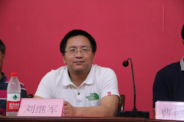 江苏省工业与应用数学学会理事长刘继军致辞 江苏省工业与应用数学学会理事长刘继军致辞