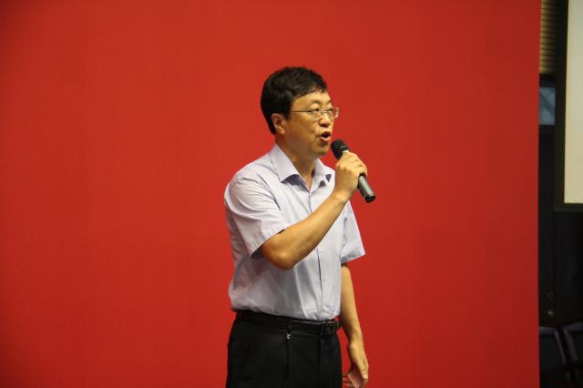 校党委副书记曹德欣讲话 校党委副书记曹德欣讲话